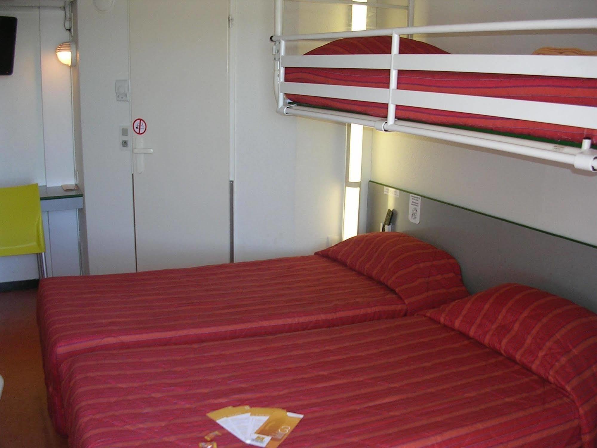Premiere Classe Carcassonne Hotel Екстериор снимка